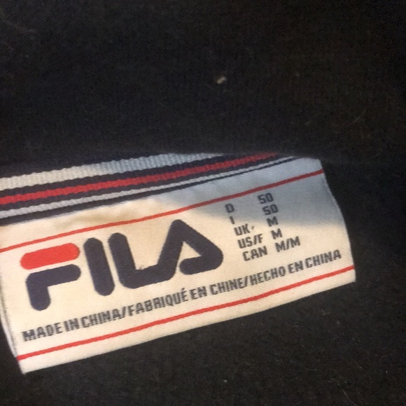 Vintage Fila pullover - Picture 2 of 6